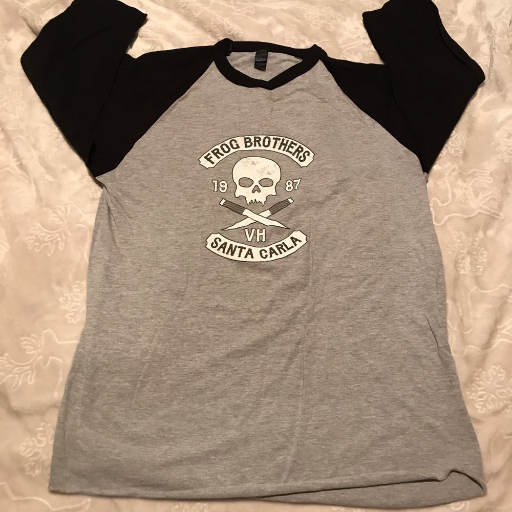 “Lost Boys” frog brothers M t shirt